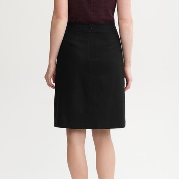 Banana Republic black skirt size 0P - Picture 3 of 7